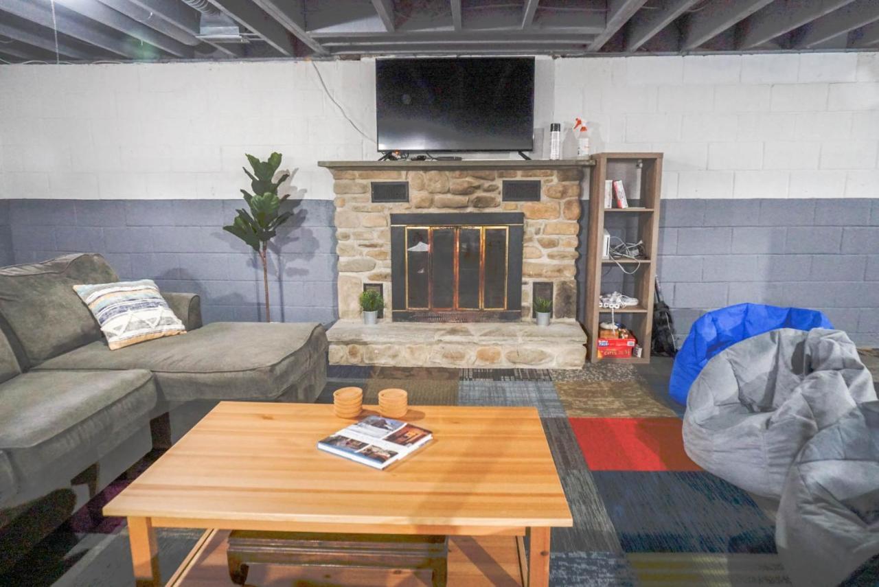 Camelback Rd Rancher- On One Acre & Near Attractions 태너스빌 외부 사진